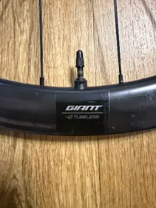 자이언트 SLR 1 42mm 디스크 카본 휠셋(훅리스, 시마노바디) 사진 4