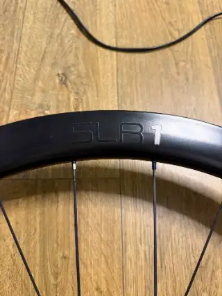 자이언트 SLR 1 42mm 디스크 카본 휠셋(훅리스, 시마노바디) 사진 5