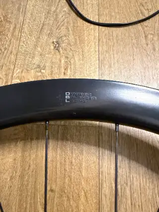 자이언트 SLR 1 42mm 디스크 카본 휠셋(훅리스, 시마노바디) 사진 6