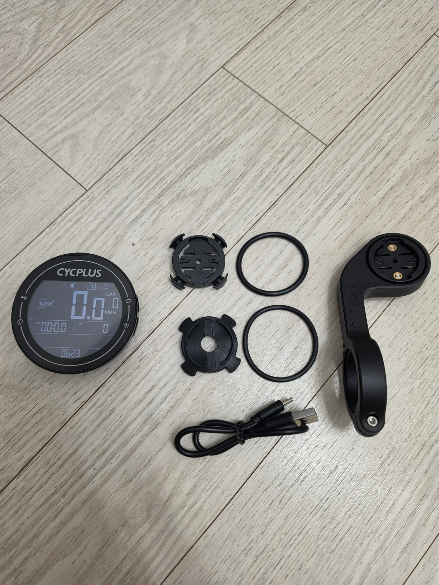CYCPLUS M2 속도계 팝니다 사진 1